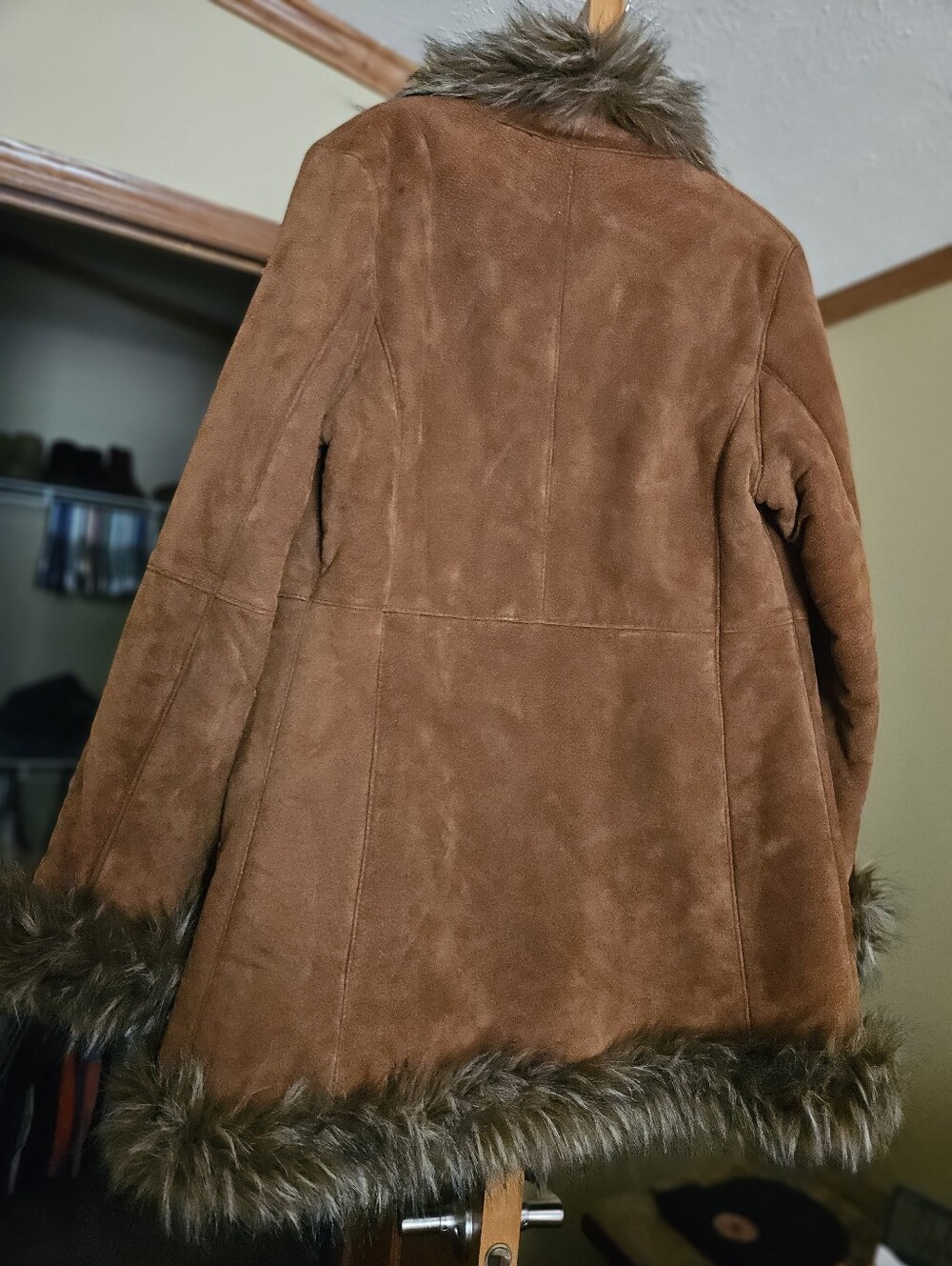 Large Brown Wilsons Leather Faux Fur Trimmed Suede Coat - Picture 7 of 7